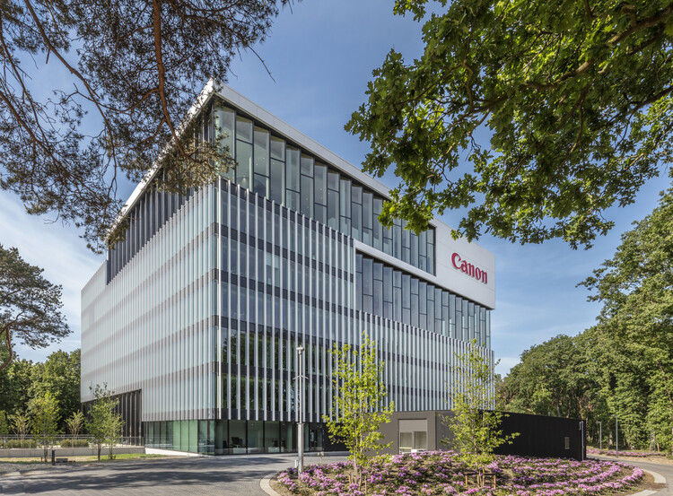 Nieuwe hoofdkantoor van Canon in Venlo, voorheen Océ Technologies